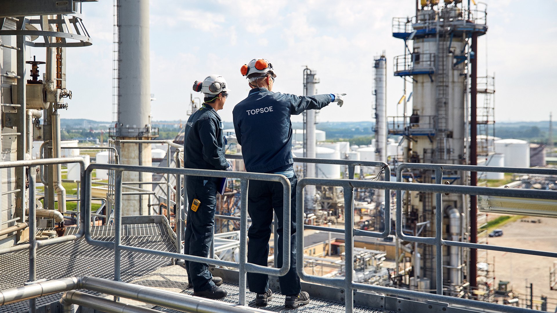 Lower cost operation with lower pressure drop support grids